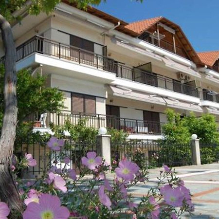 Melachrini Apartments Nea Vrasna Ruang foto
