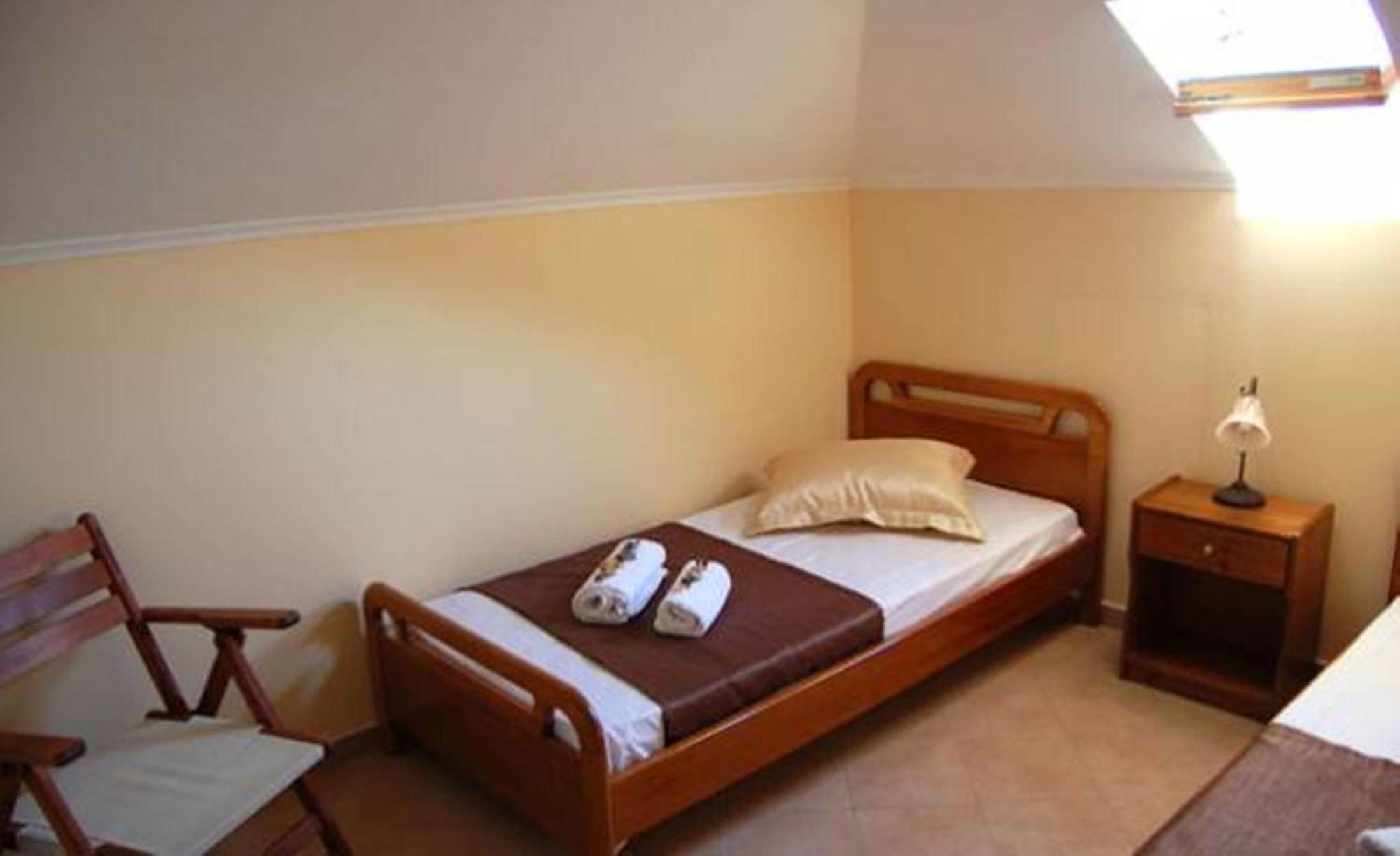 Melachrini Apartments Nea Vrasna Bagian luar foto