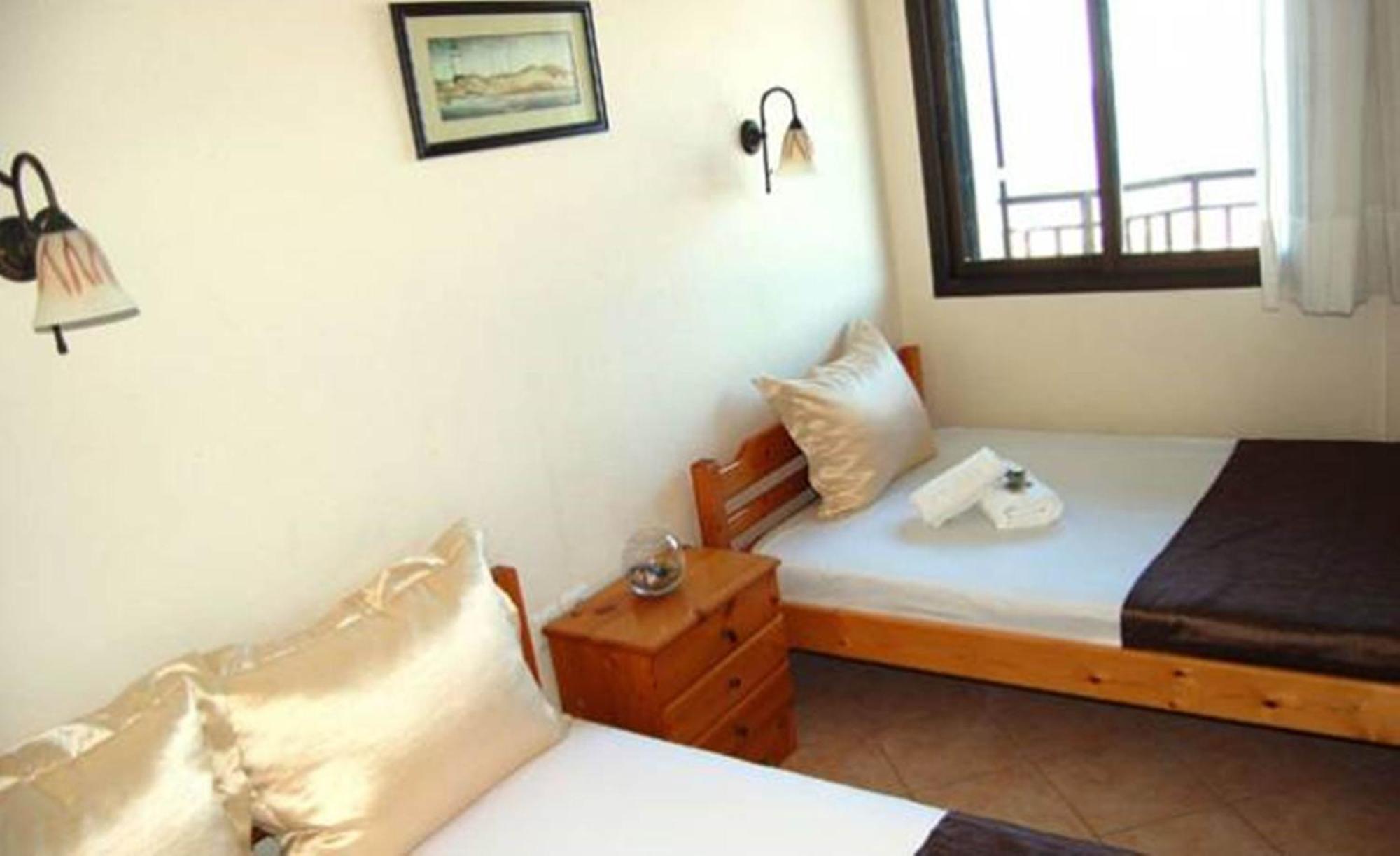 Melachrini Apartments Nea Vrasna Ruang foto