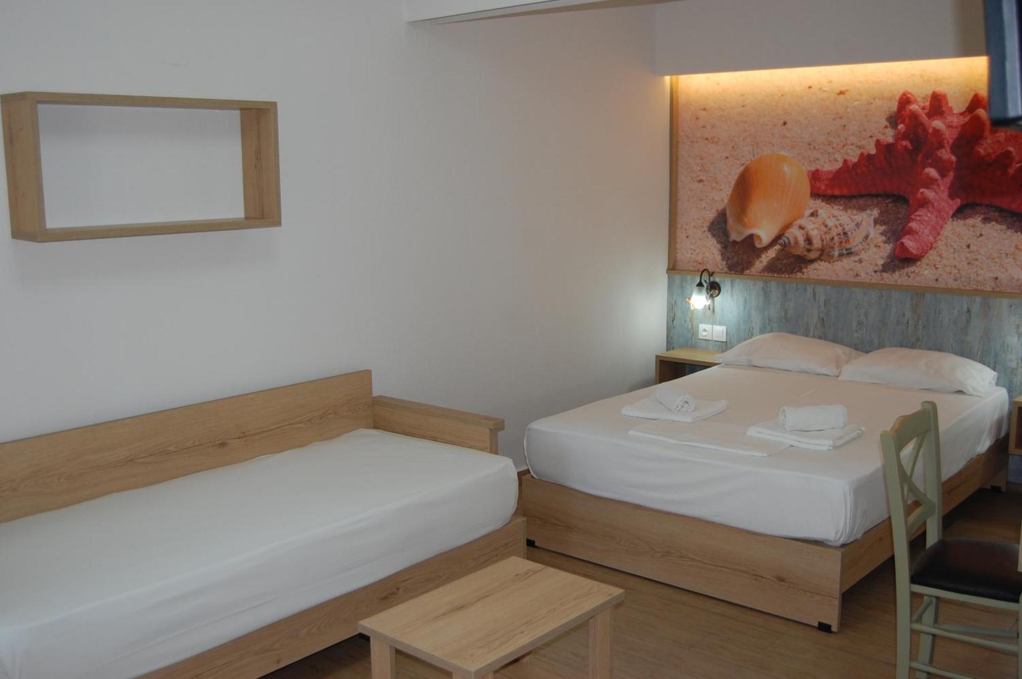 Melachrini Apartments Nea Vrasna Bagian luar foto
